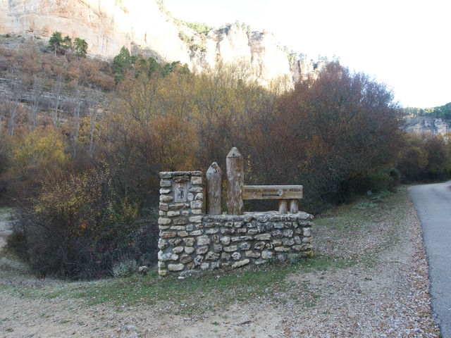 Acceso a la Escuela de Pesca