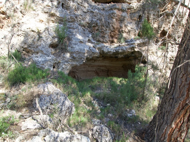 Cuevas de la Hoz